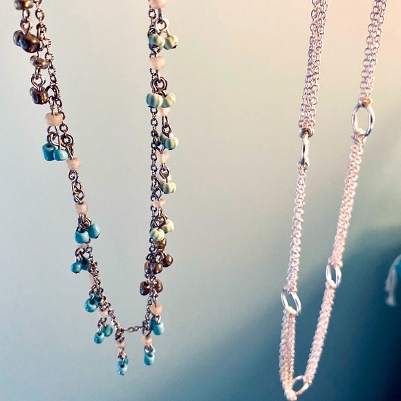 3 FOR $15!! Set of Two NWT Beautiful long and Delicate Necklaces, American Eagle - Picture 3 of 6